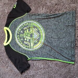 American Fighter tshirt kids large